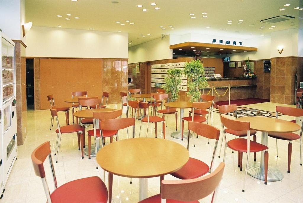 Toyoko Inn Hokkaido Tomakomai Ekimae Zewnętrze zdjęcie